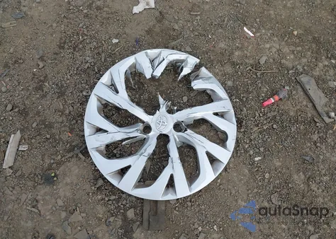 2018 Toyota Corolla Le from USA, damaged, VIN 2T1BURHE0JC080862